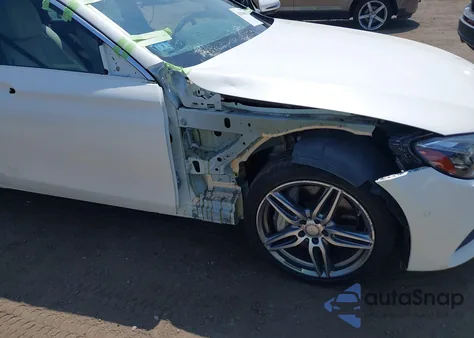 2017 Mercedes-Benz E 300 4Matic z USA, uszkodzony, nr VIN WDDZF4KB6HA212912